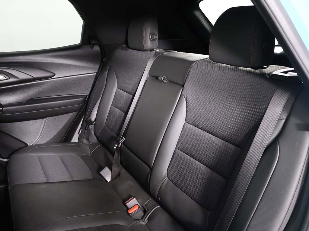 Used 2021 Chevrolet TrailBlazer RS w/ Convenience Package image 29