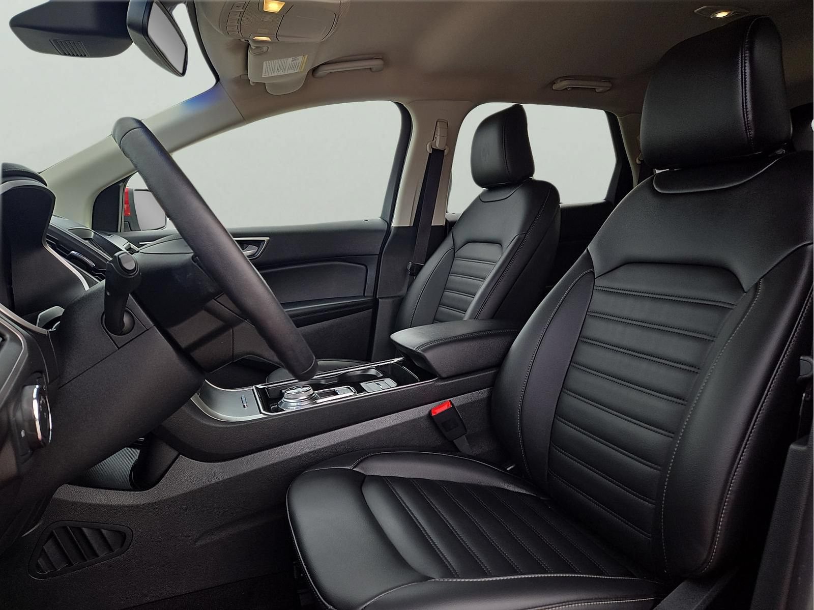 Used 2020 Ford Edge SEL w/ Convenience Package FWD image 13