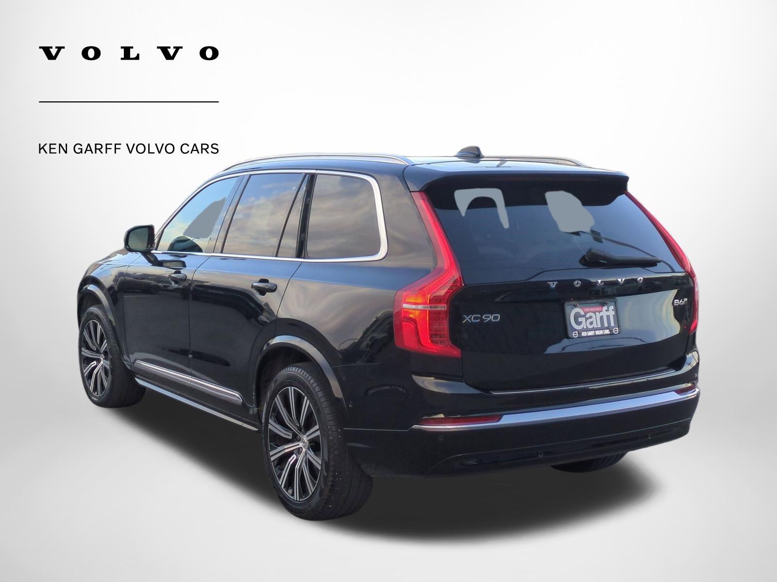 Used 2023 Volvo XC90 B6 Plus image 5
