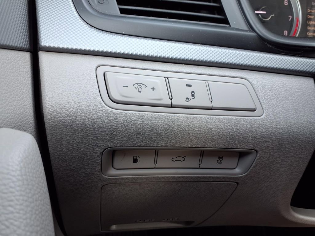 Used 2019 Hyundai Sonata SEL FWD image 18