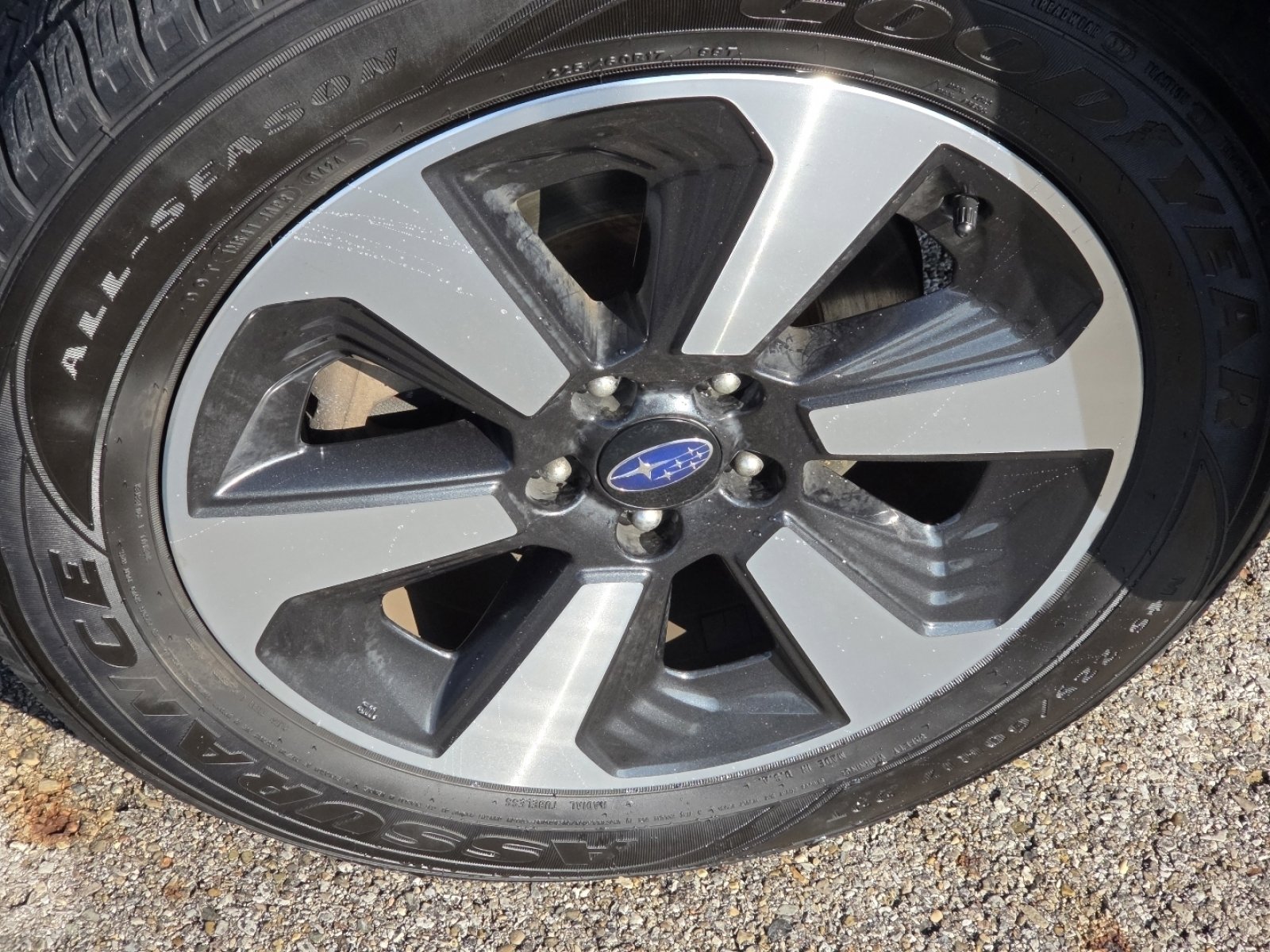 Used 2018 Subaru Forester 2.5i Premium image 12