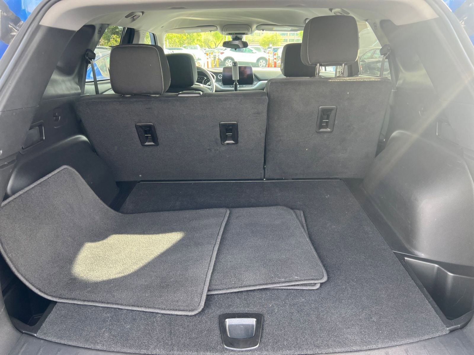 Used 2025 Chevrolet Blazer LT image 31