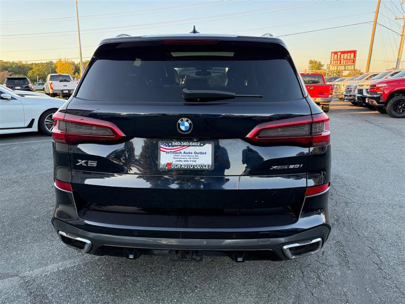 Used 2019 BMW X5 xDrive50i w/ M Sport Package image 6
