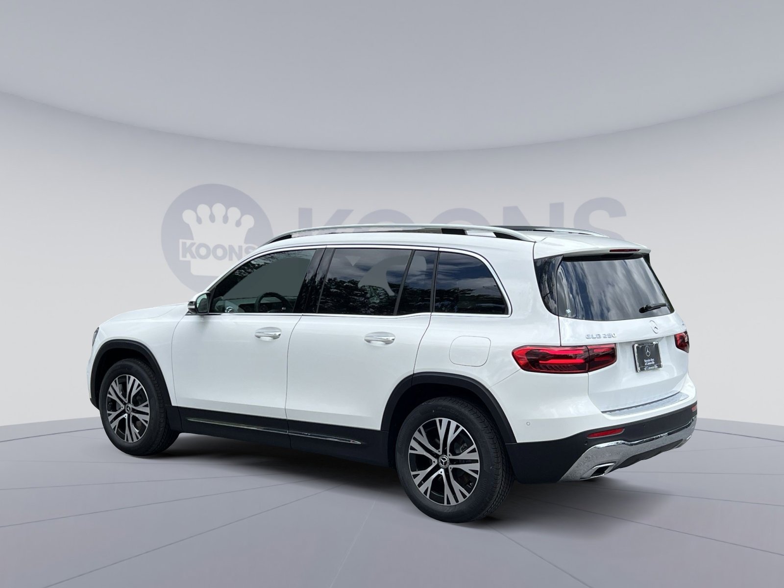 New 2026 Mercedes-Benz GLB 250 4MATIC image 8