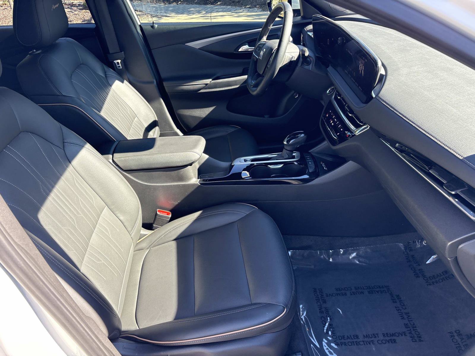 Used 2025 Buick Envista Avenir FWD image 34