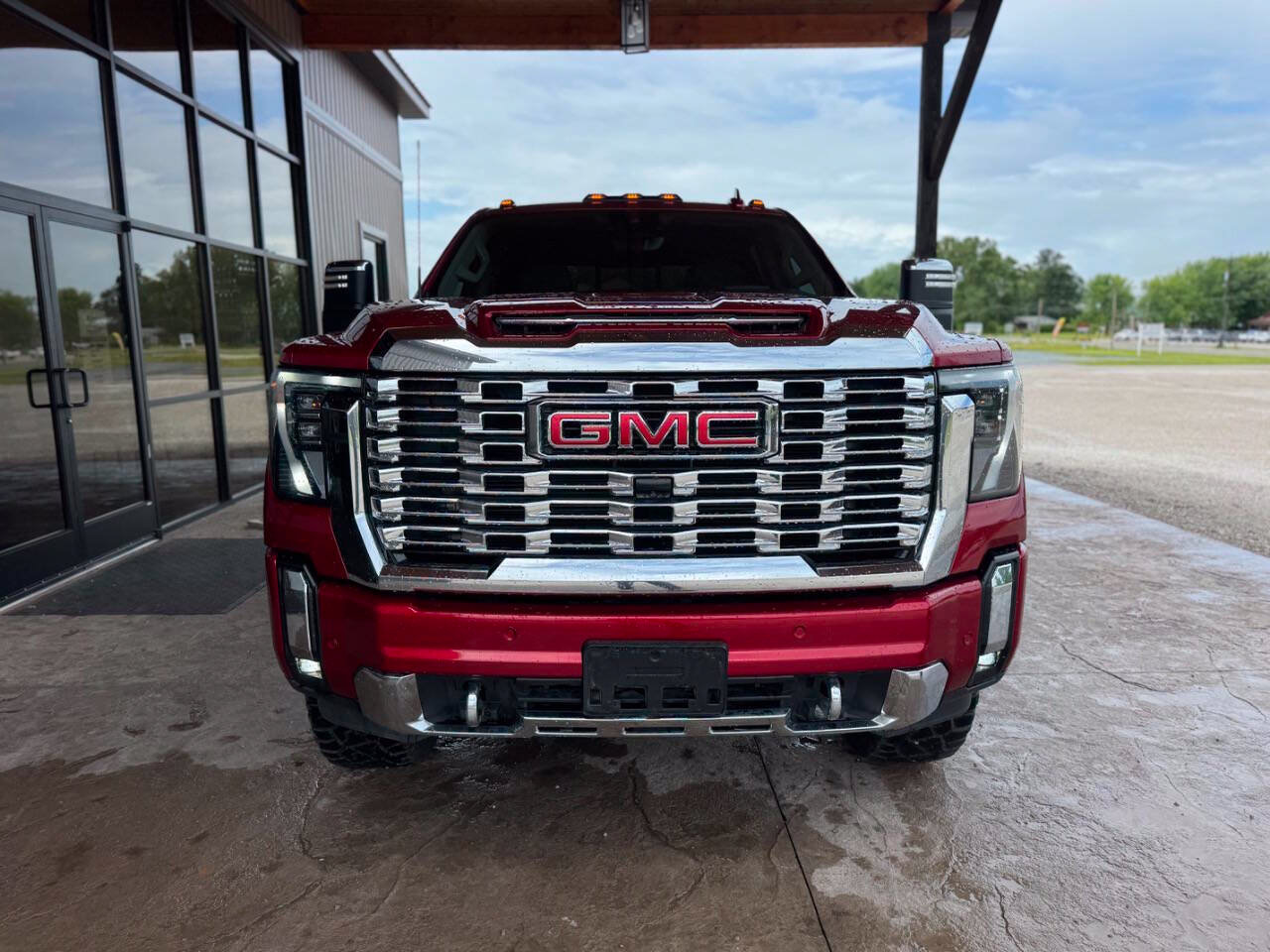 Used 2024 GMC Sierra 2500 Denali w/ Denali Reserve Package AWD/4WD image 9