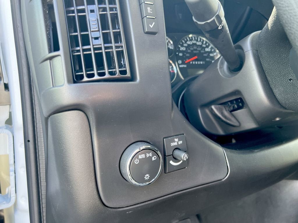 New 2025 GMC Savana 2500 w/ Communications Package RWD image 38
