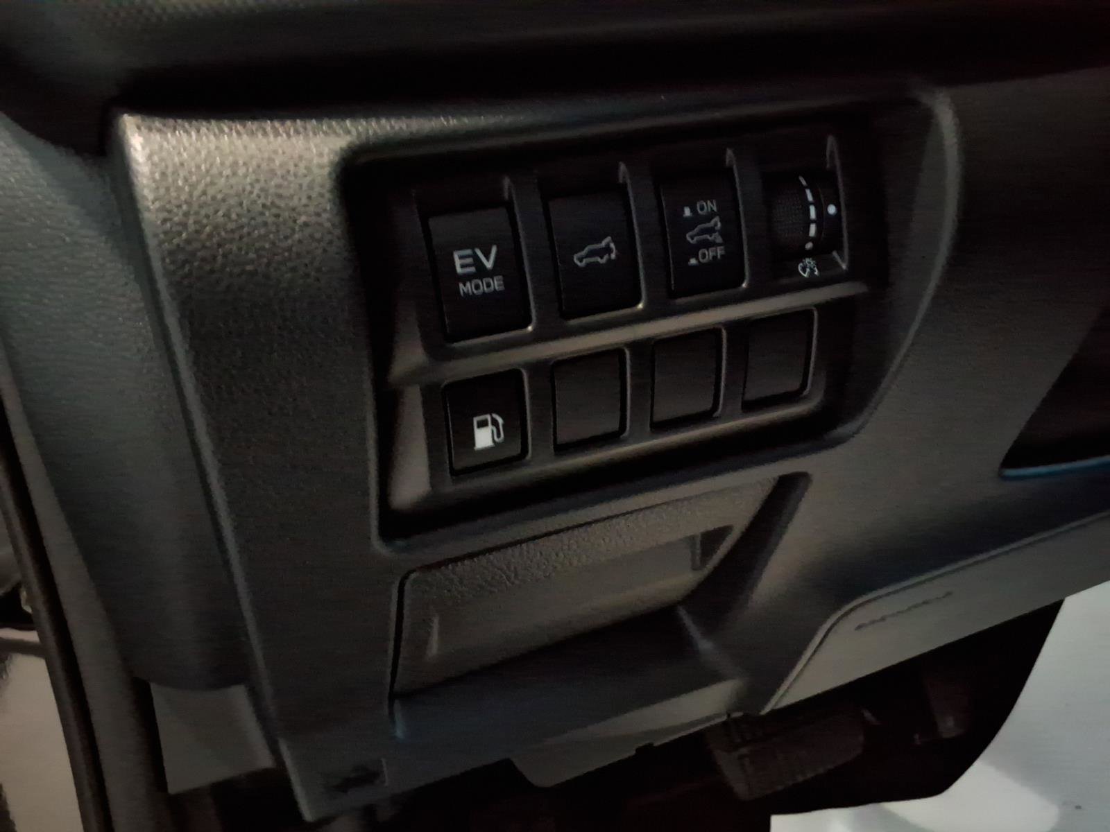 Certified 2025 Subaru Forester Premium image 24