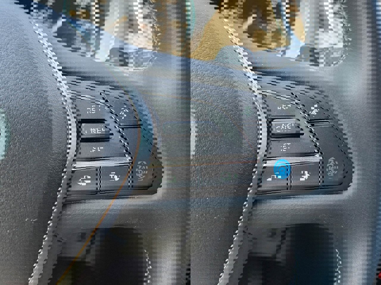 Used 2025 INFINITI QX55 Luxe w/ Cargo Package image 22