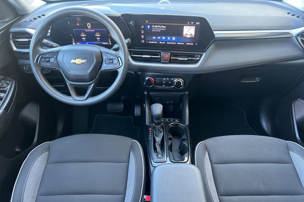 Used 2024 Chevrolet TrailBlazer LS w/ LS Convenience Package FWD image 15