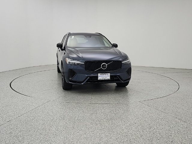 New 2027 Volvo XC60 T8 Plus AWD/4WD image 2