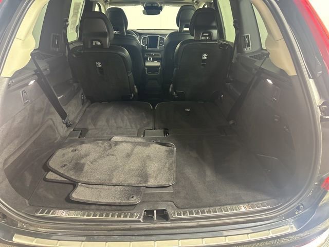 Used 2021 Volvo XC90 T8 Inscription w/ Climate Package image 11
