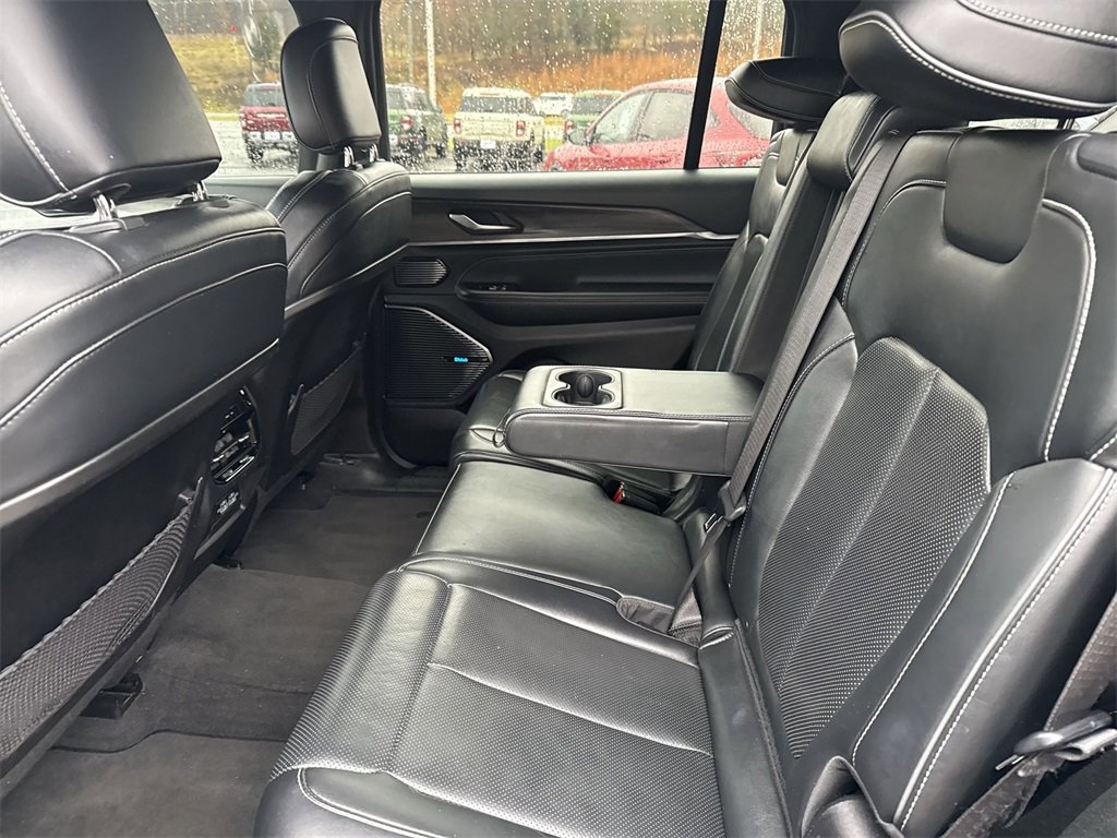 Used 2021 Jeep Grand Cherokee L Overland image 30