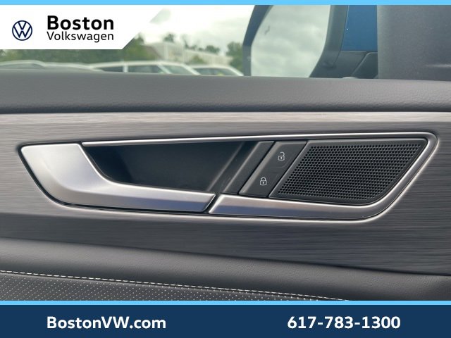 New 2025 Volkswagen Atlas Cross Sport SE image 27