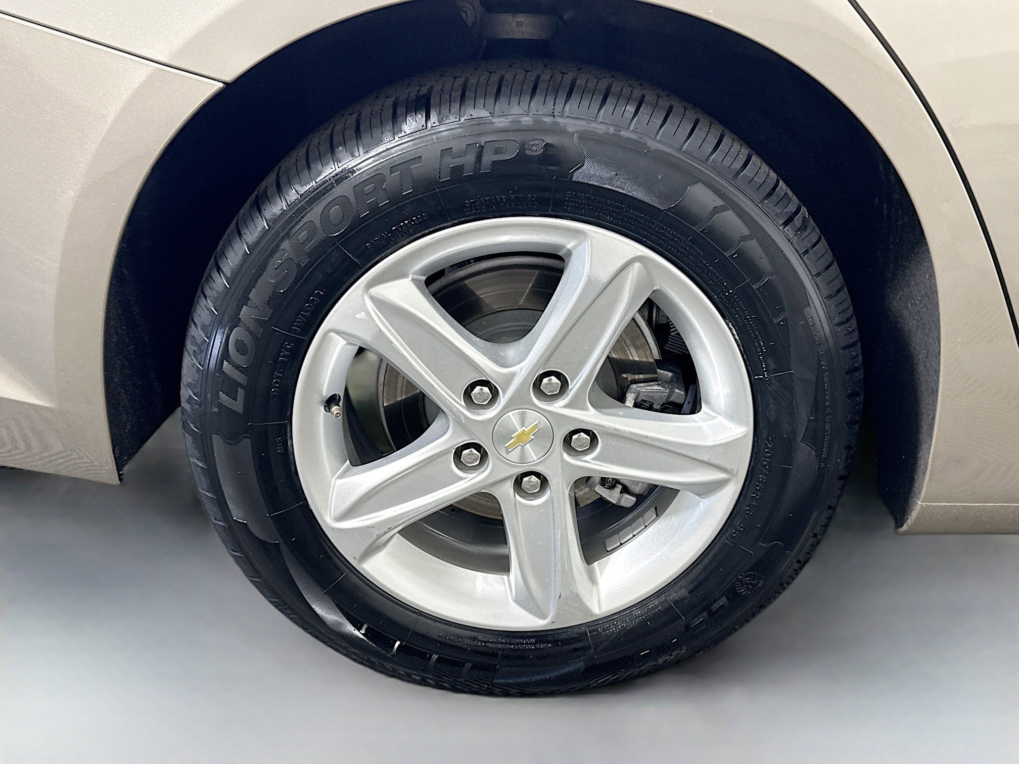 Used 2022 Chevrolet Malibu LT image 33