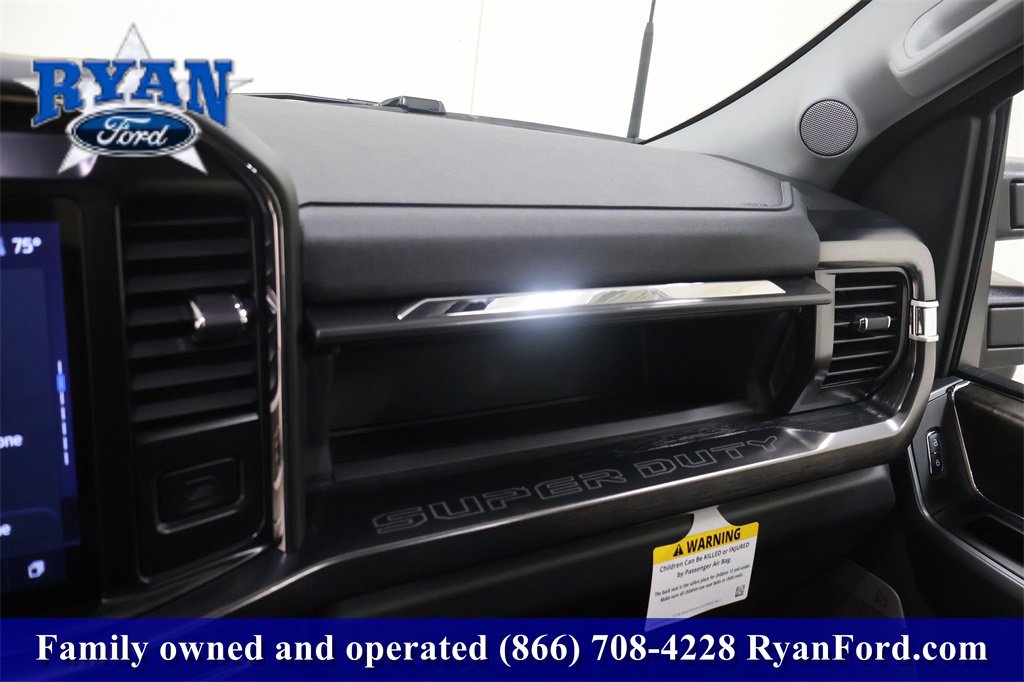 New 2026 Ford F250 Lariat w/ FX4 Off-Road Package image 28