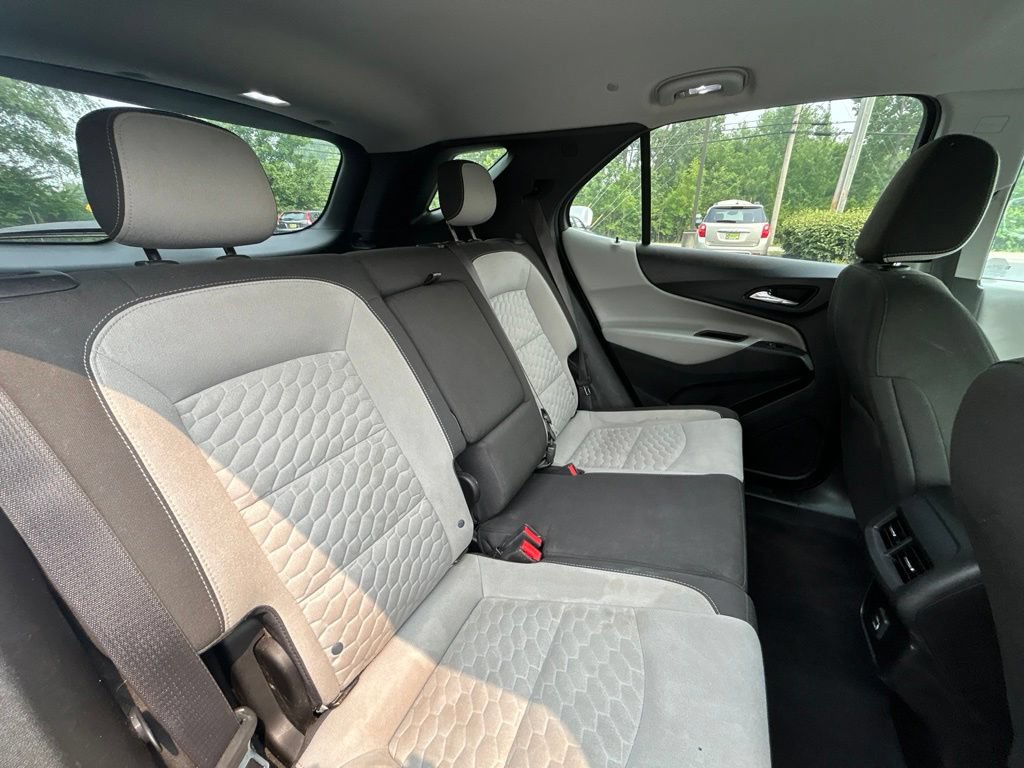 Used 2020 Chevrolet Equinox LT AWD/4WD image 32