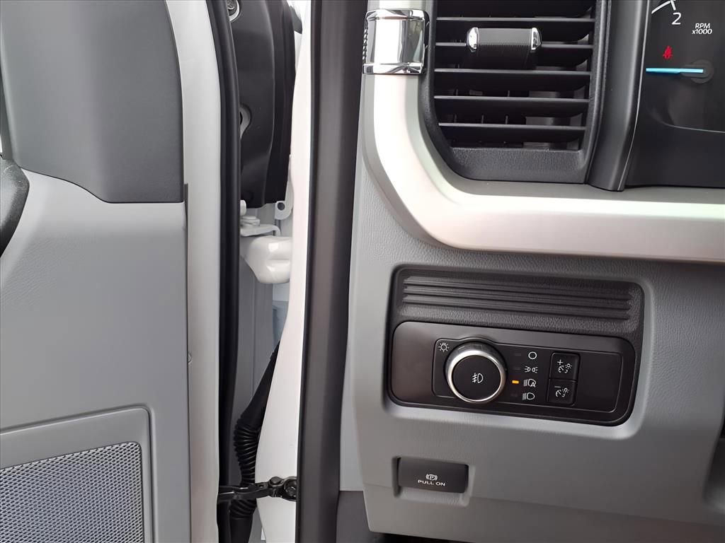 New 2025 Ford F550 2WD Regular Cab Super Duty image 11