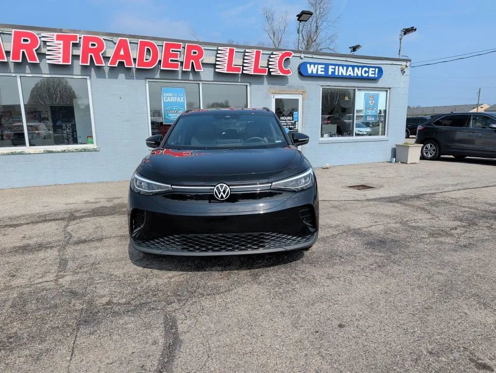 Used 2024 Volkswagen ID.4 2WD image 3