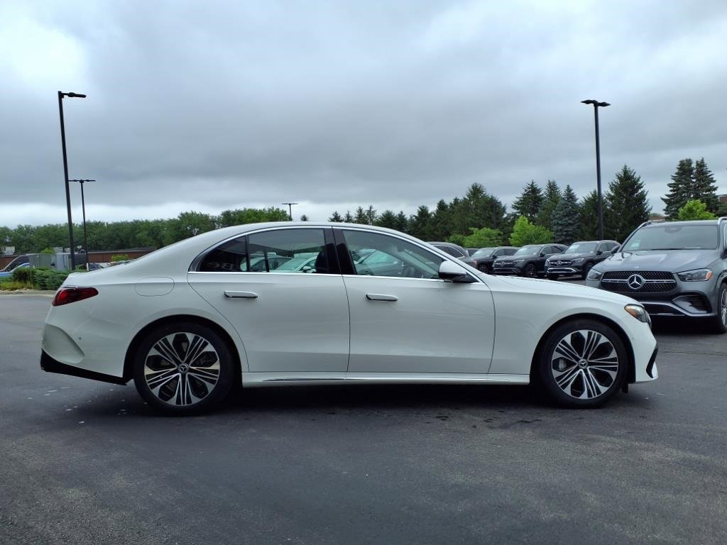 New 2025 Mercedes-Benz E 450 4MATIC Sedan image 7