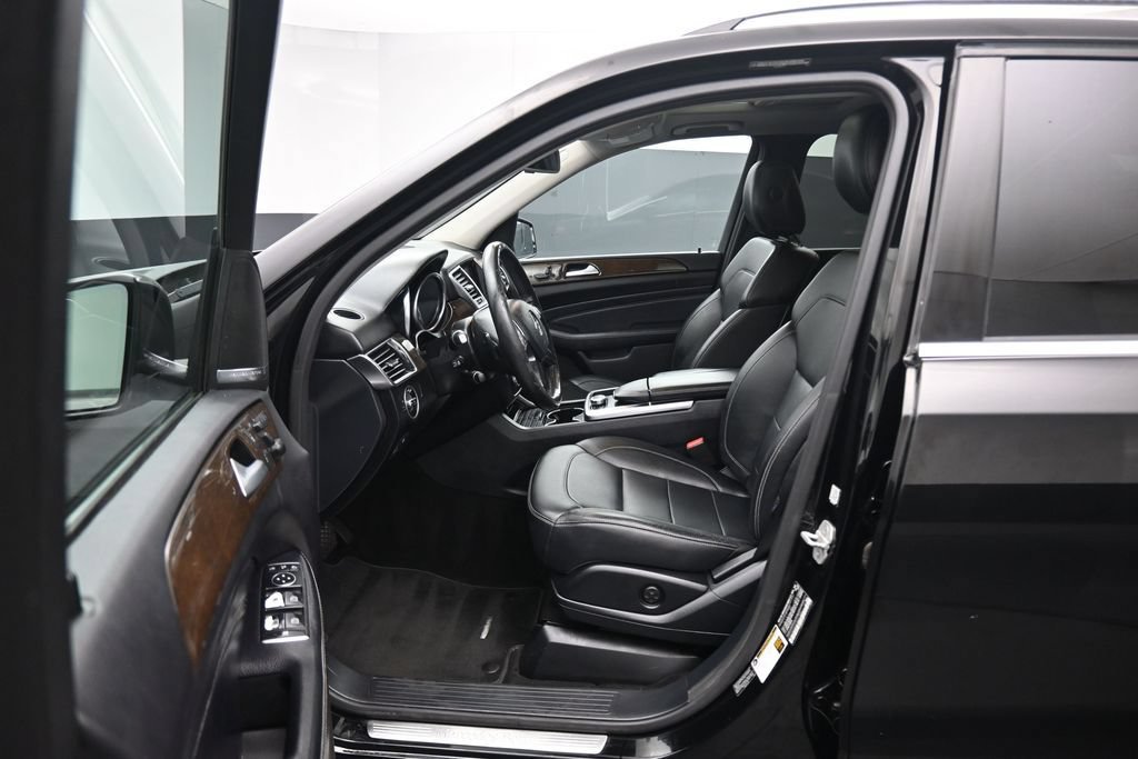 Used 2015 Mercedes-Benz ML 250 BlueTEC 4MATIC image 12