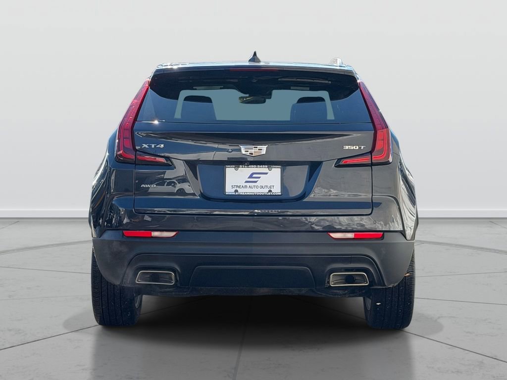 Used 2023 Cadillac XT4 Luxury w/ Cold Weather Package AWD/4WD image 6