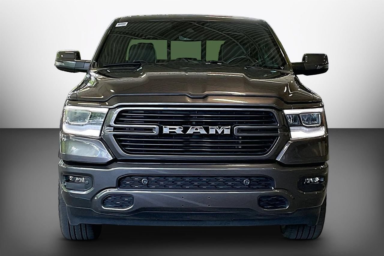 Used 2024 RAM 1500 Laramie AWD/4WD image 3
