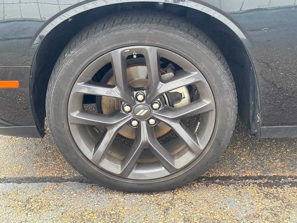 Used 2022 Dodge Challenger SXT w/ Blacktop Package image 24