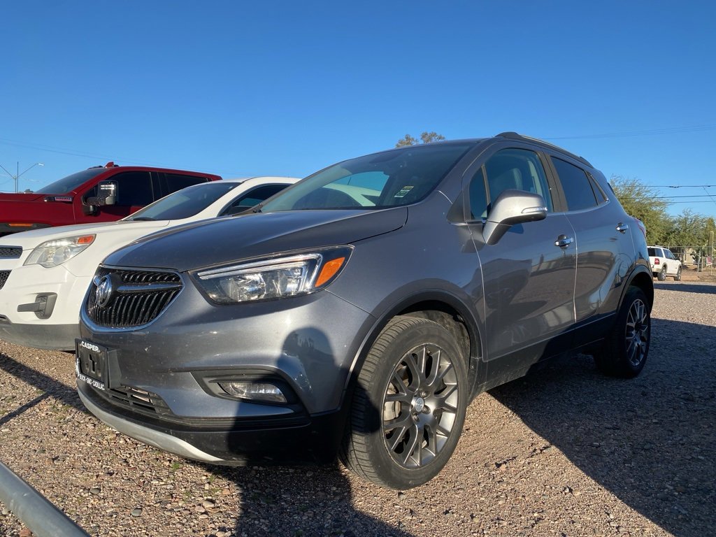 Used 2019 Buick Encore Sport Touring image 2