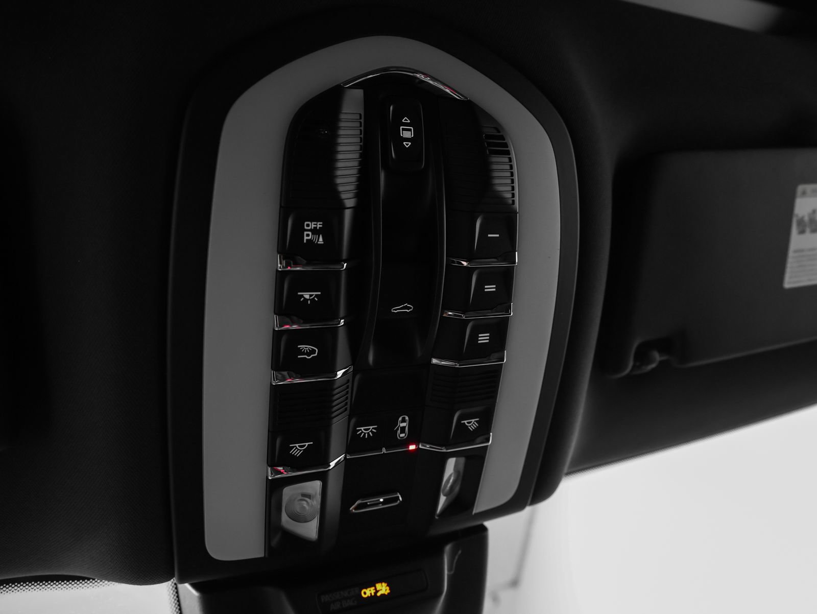New 2026 Porsche Macan AWD/4WD image 36