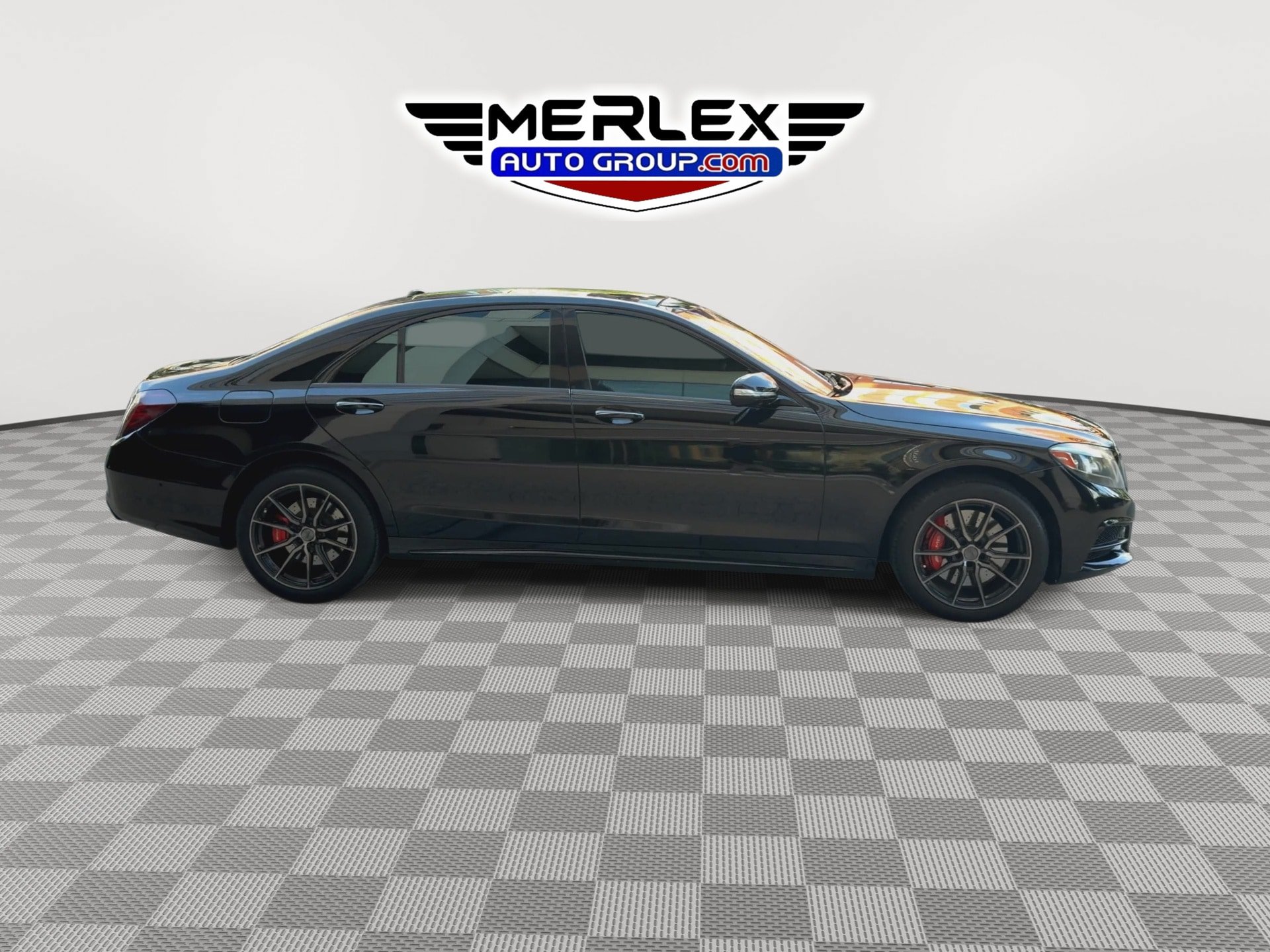 Used 2017 Mercedes-Benz S 550 Sedan w/ Sport Package image 9