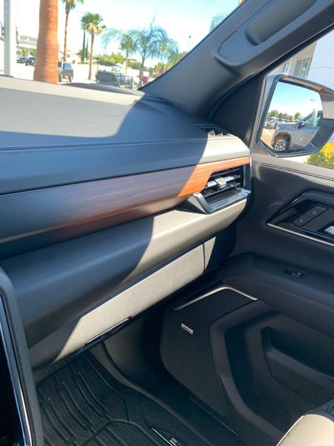 Used 2026 GMC Yukon Denali w/ LPO, Floor Liner Package AWD/4WD image 35