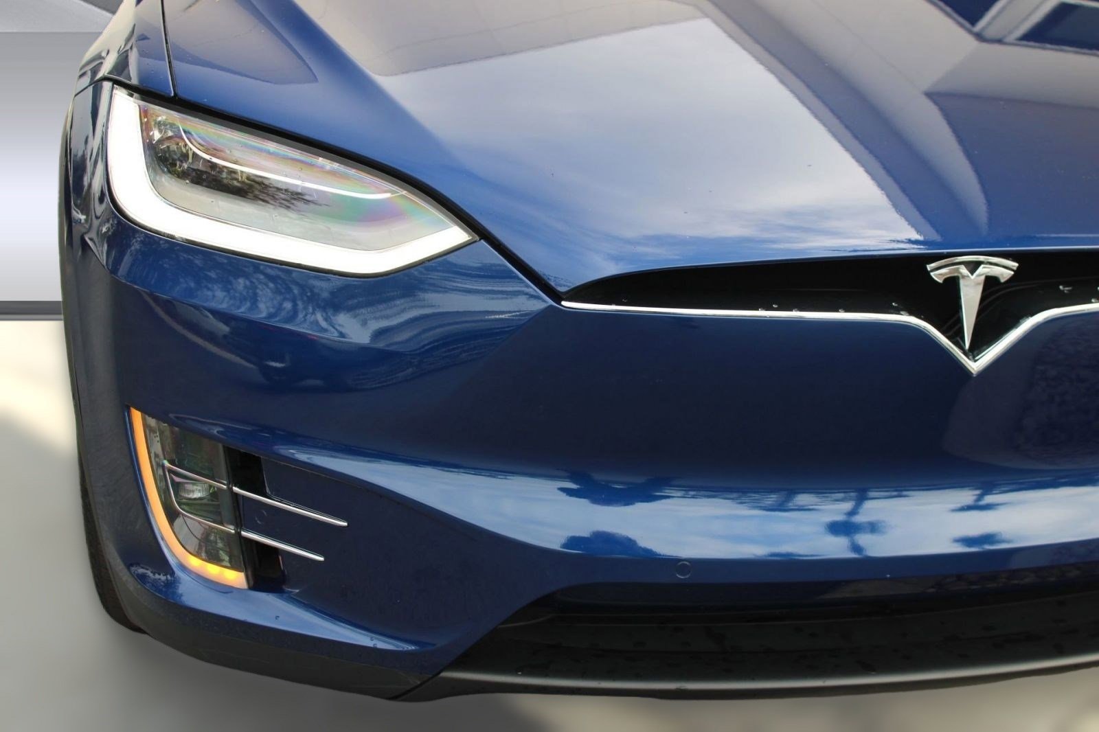 Used 2020 Tesla Model X Long Range image 11