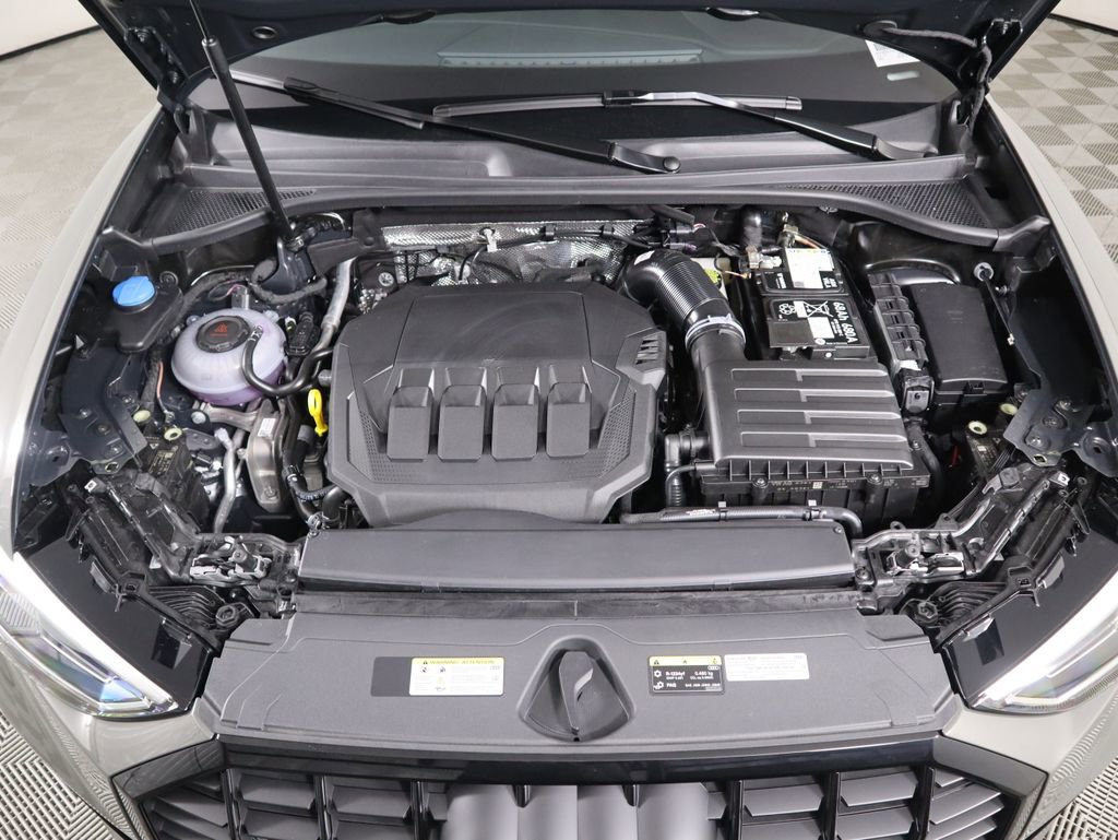 Used 2025 Audi Q3 2.0T Premium w/ Convenience Package image 31