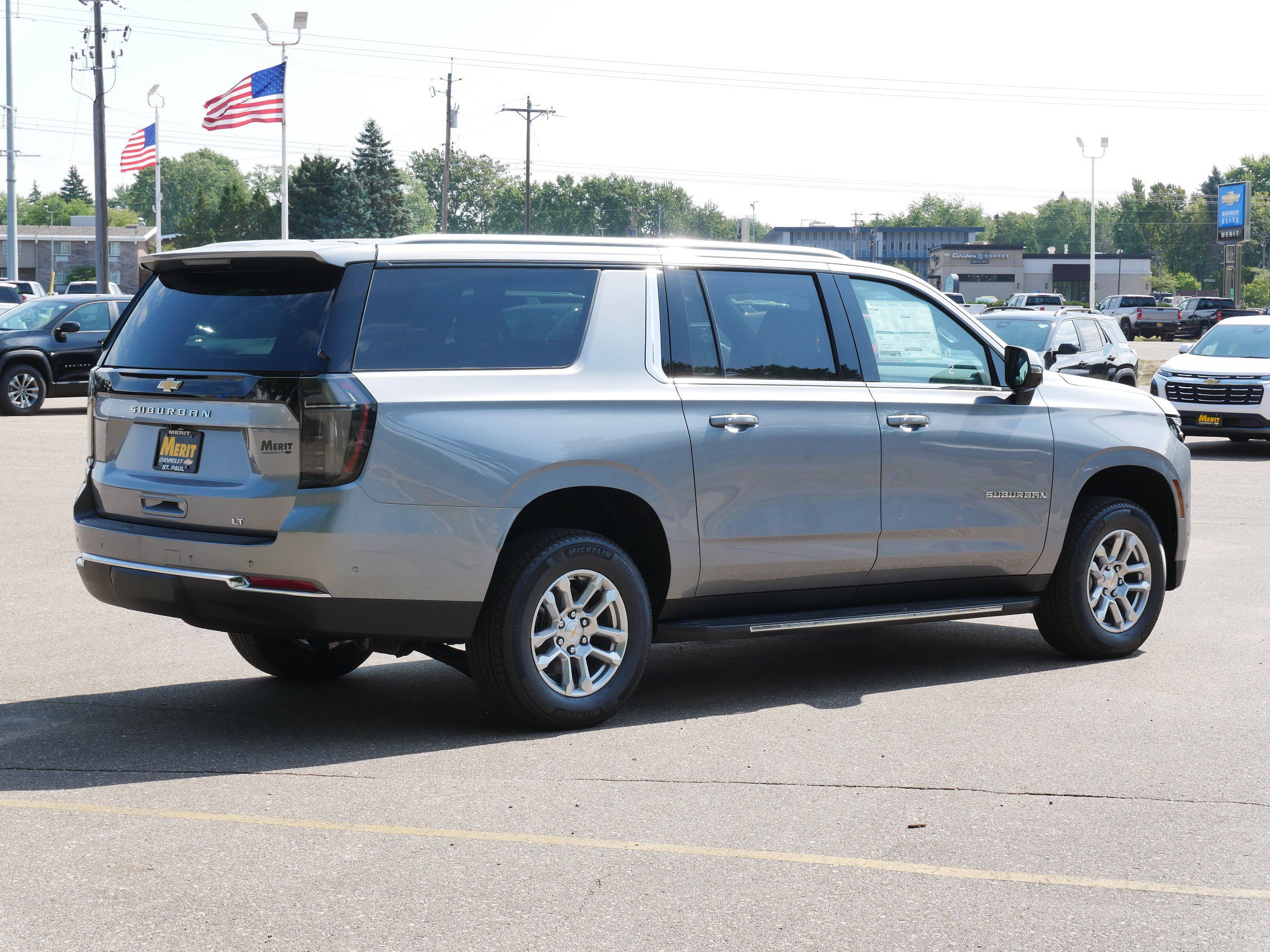 New 2026 Chevrolet Suburban LT w/ Comfort Package AWD/4WD image 3