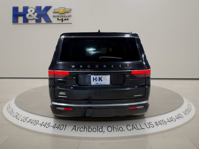 Used 2023 Jeep Wagoneer Series II AWD/4WD image 8
