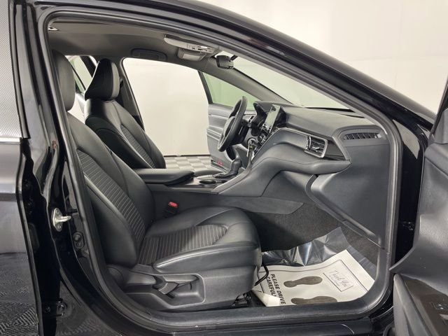 Used 2023 Toyota Camry SE image 40