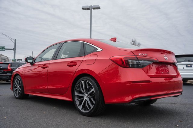 Used 2022 Honda Civic Touring image 5