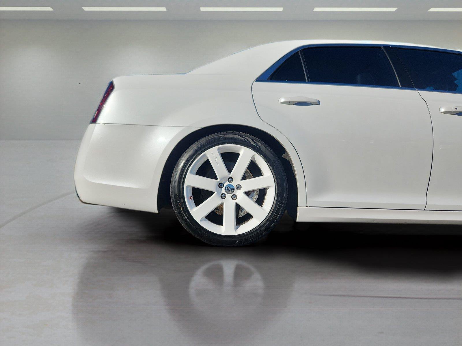 Used 2012 Chrysler 300 SRT8 w/ 19-Premium Speaker Group RWD image 50