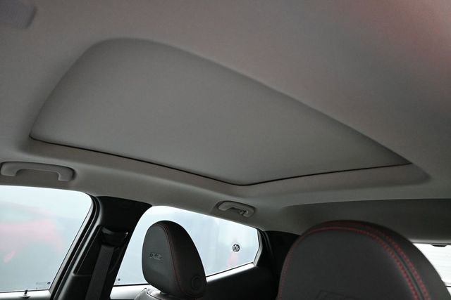 New 2027 Chevrolet Bolt RS w/ Technology Package FWD image 18