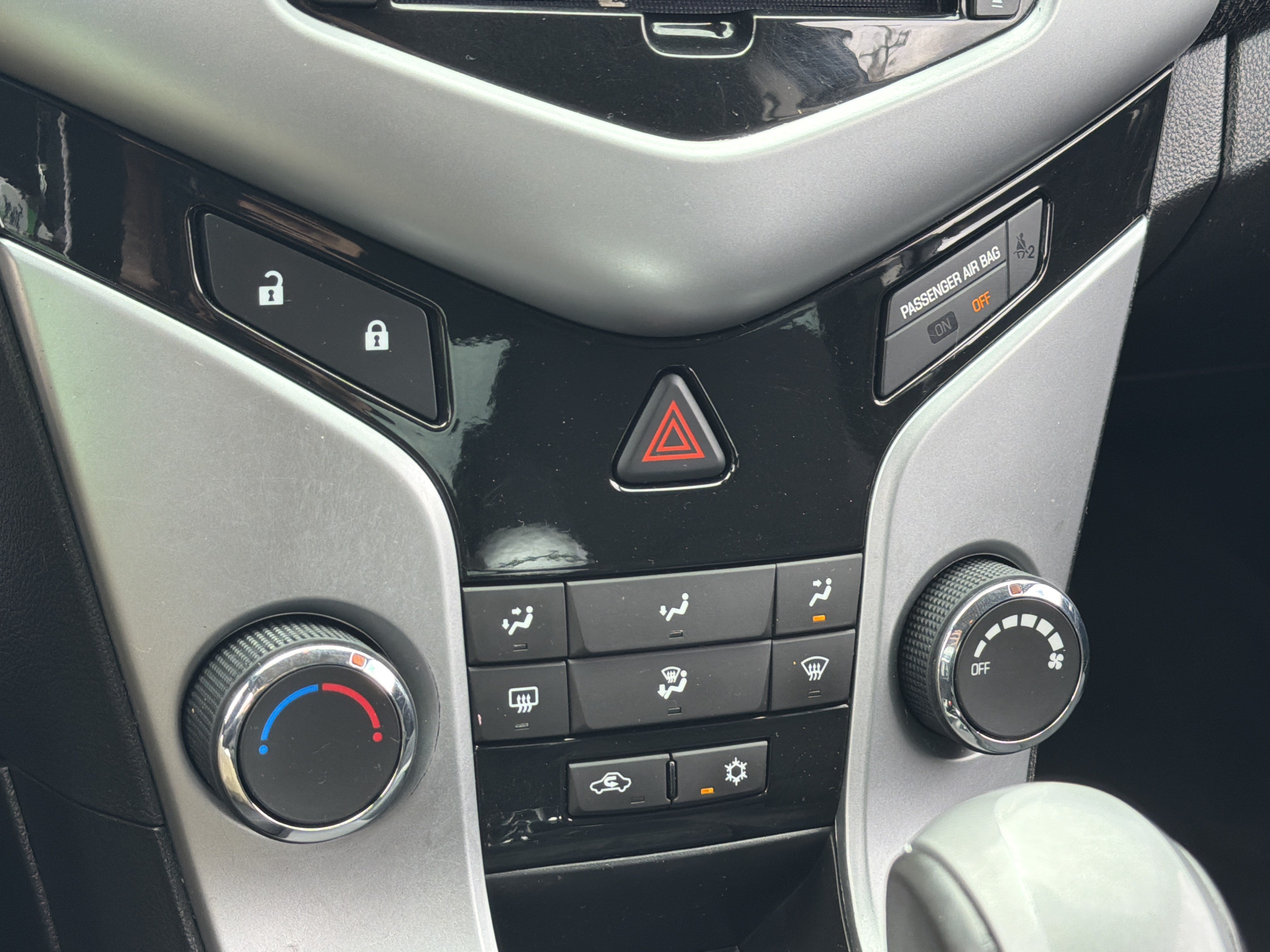 Used 2014 Chevrolet Cruze Eco FWD image 24