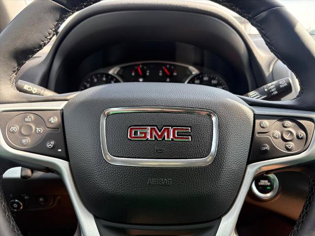 Used 2023 GMC Terrain SLT w/ LPO, Floor Liner Package AWD/4WD image 16