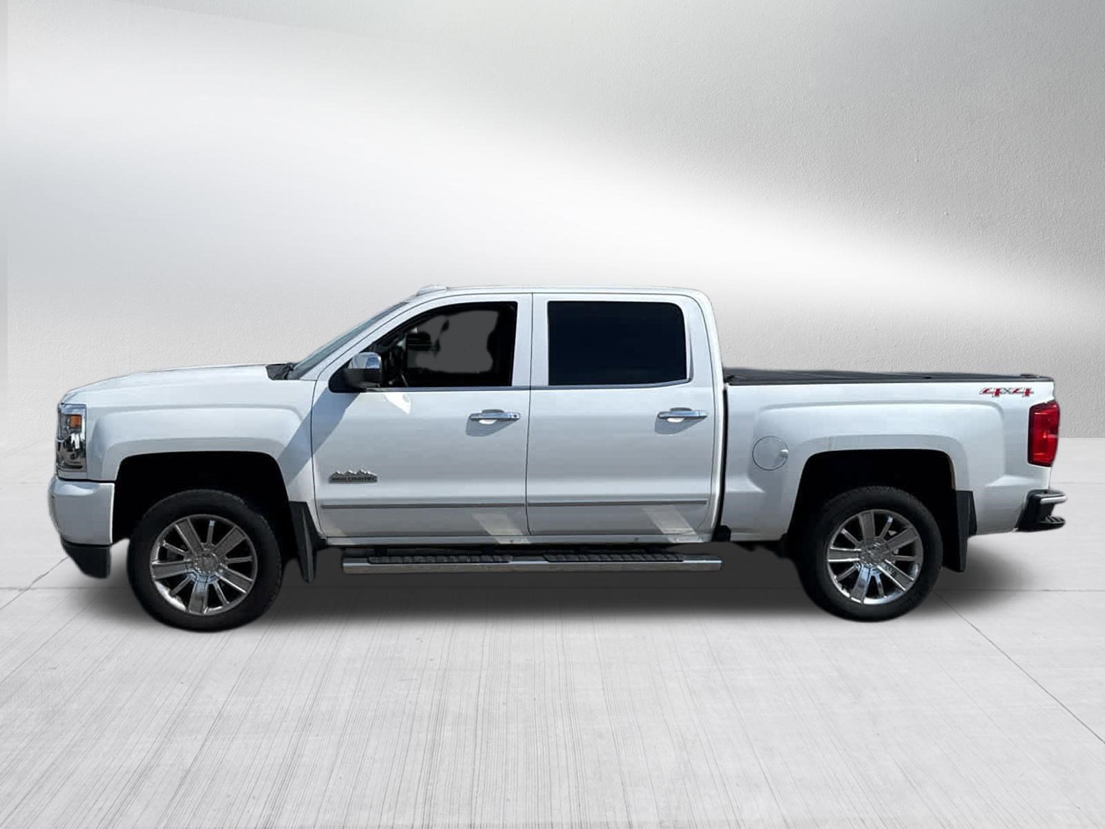 Used 2017 Chevrolet Silverado 1500 High Country AWD/4WD image 4