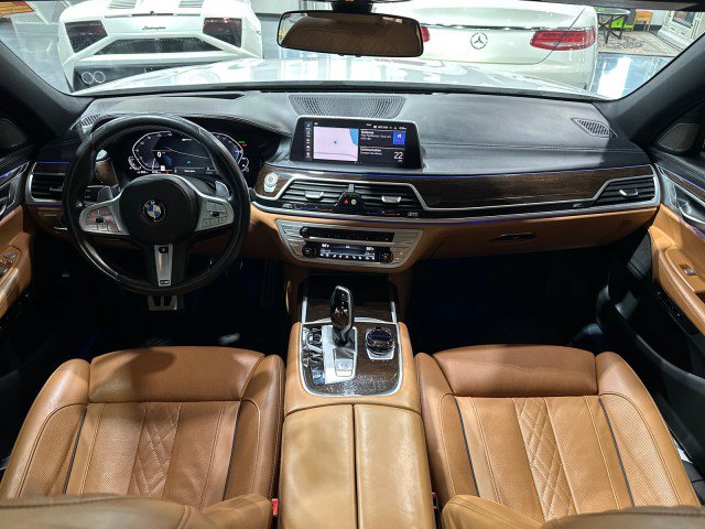 Used 2020 BMW 745e xDrive AWD/4WD image 61