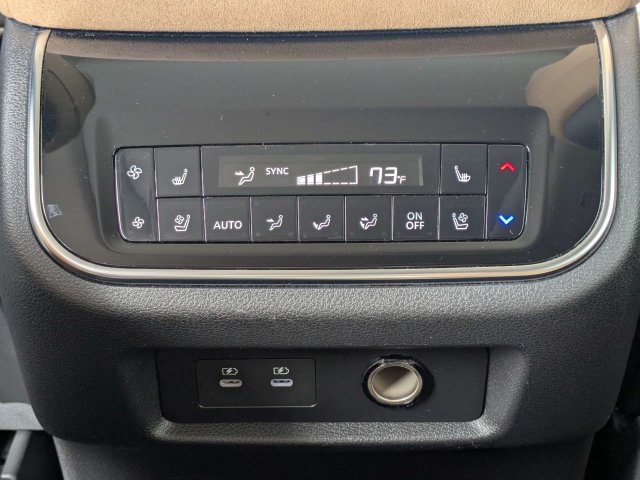 Used 2025 INFINITI QX80 Luxe RWD image 15
