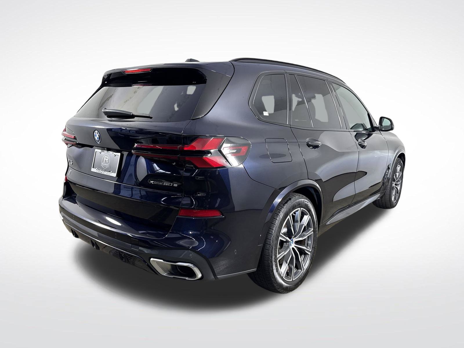 Used 2024 BMW X5 xDrive50e w/ M Sport Package AWD/4WD image 36