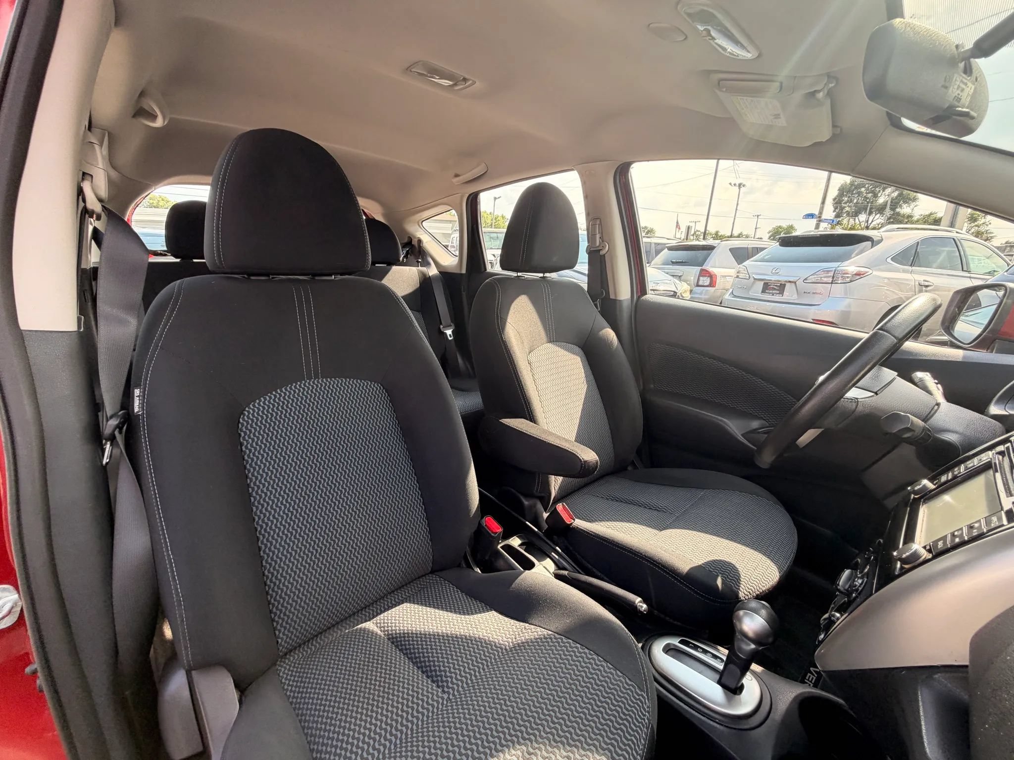 Used 2015 Nissan Versa Note FWD image 21