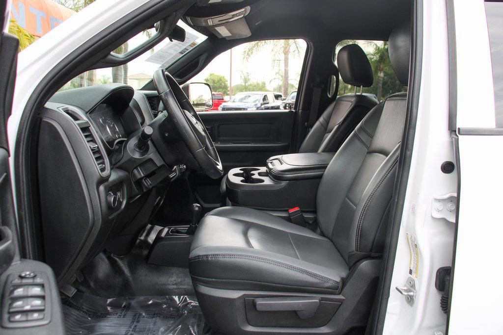 Used 2021 RAM 3500 Tradesman w/ Chrome Appearance Group image 17