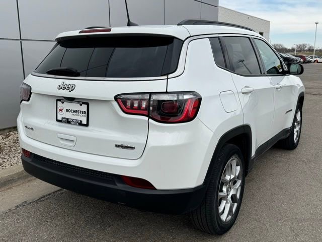 Used 2022 Jeep Compass Latitude image 34