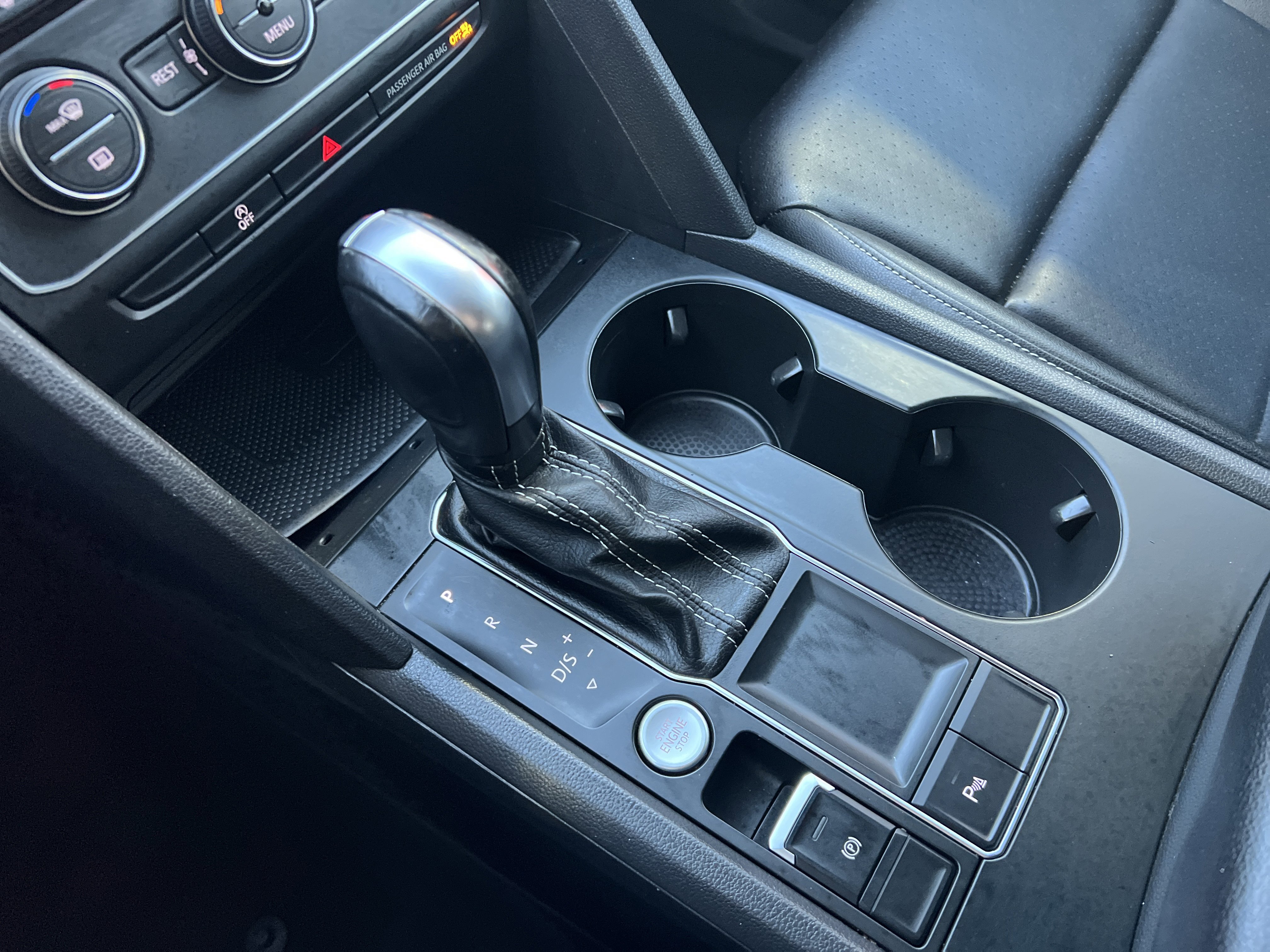 Certified 2021 Volkswagen Atlas SE image 24